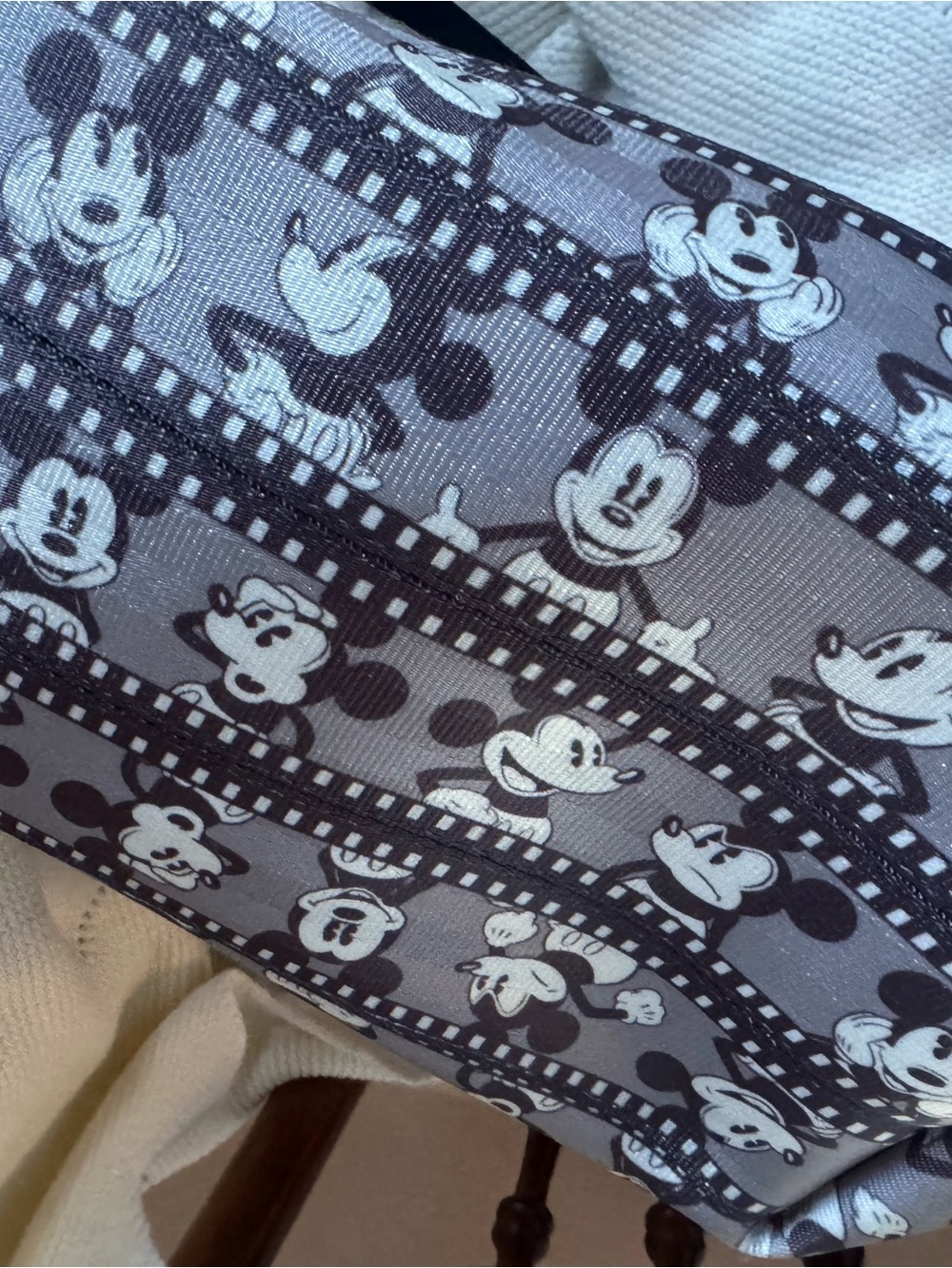 Harveys Disney Silverscreen Mickey Mouse Print Tote with Shoulder Strap - Picture 4 of 5
